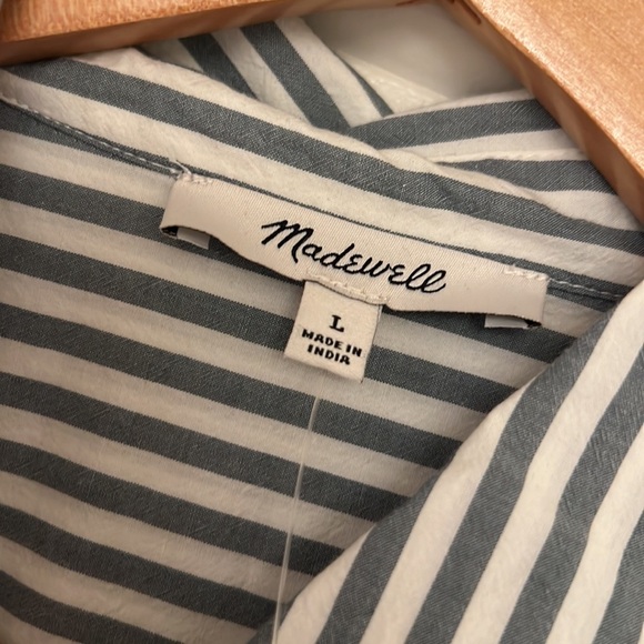 NWT Madewell Short Sleeve Button-up - Picture 7 of 8